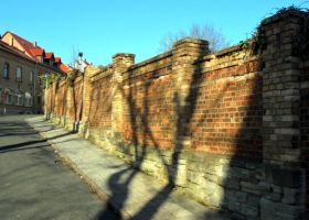 Abgerissene Mauer in der Magdalenestraße