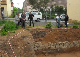 Vororttermin kurz vor Ende der archäologischen Grabungen in der Leiziger Straße 3